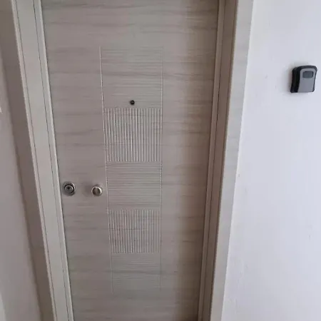 Center Apartment *
